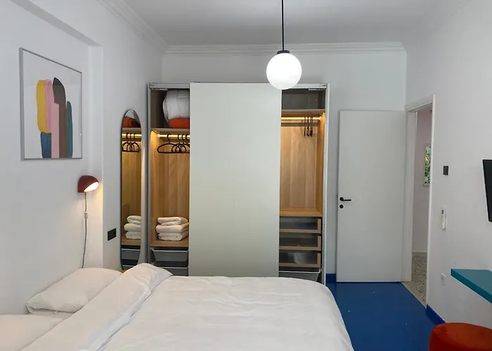 Air White Tower Apartment