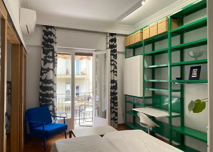Air White Tower Apartment